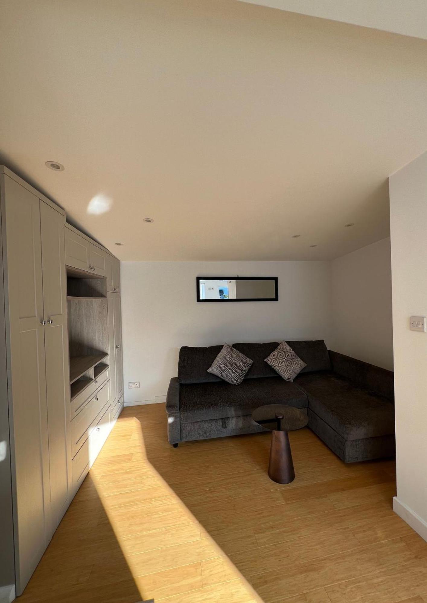 Modern Studio In Greenford, Free Wifi, Parking & Streaming Services Ealing Exterior foto